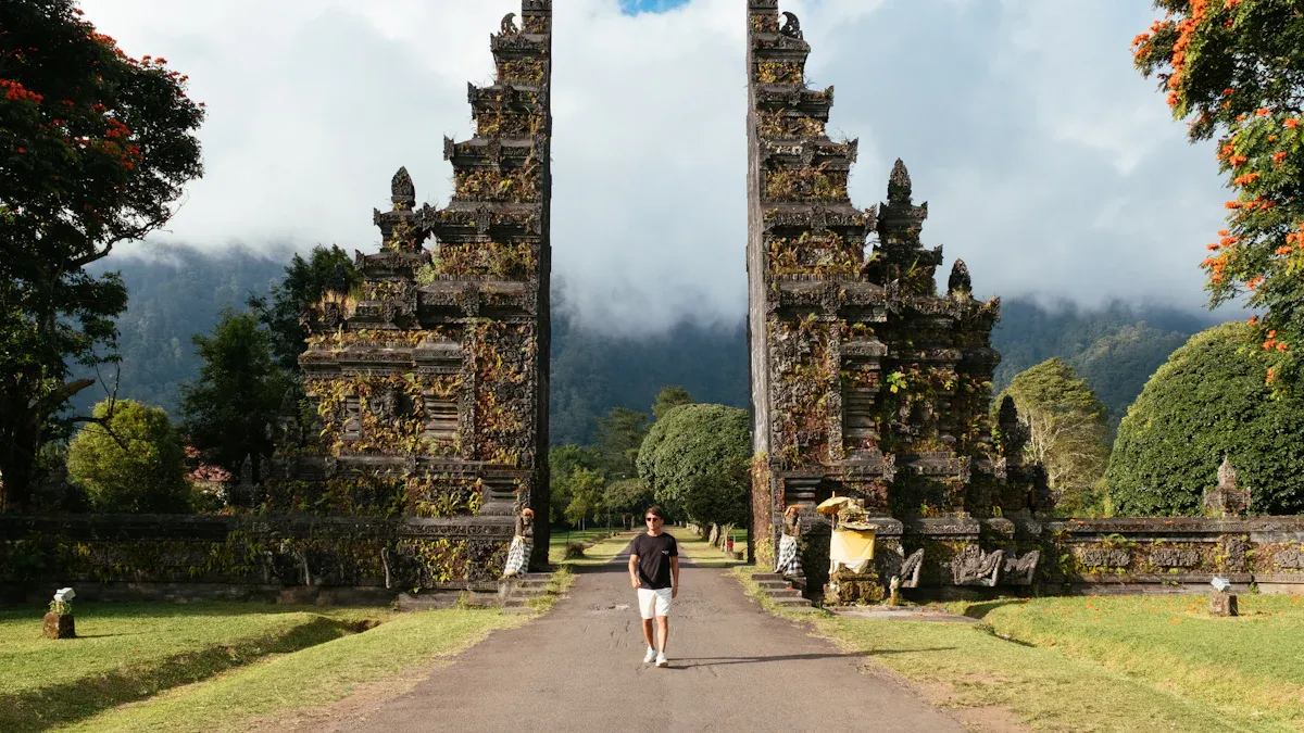 How to Safely Store Your Luggage in Bali: Tips and Locations