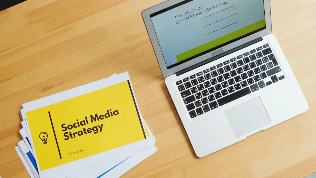 Sélection formation community manager pour réussir en 2025