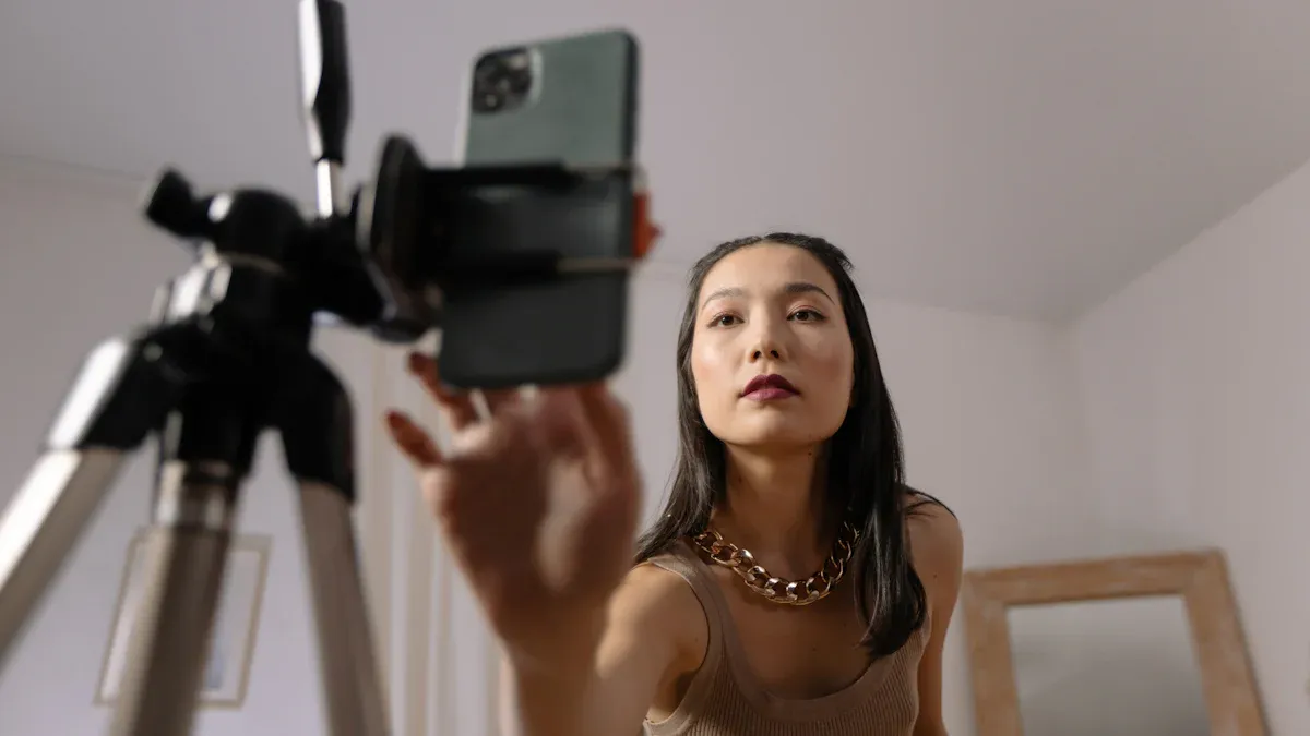 La fatigue des influenceurs en 2025 et son impact sur le marketing