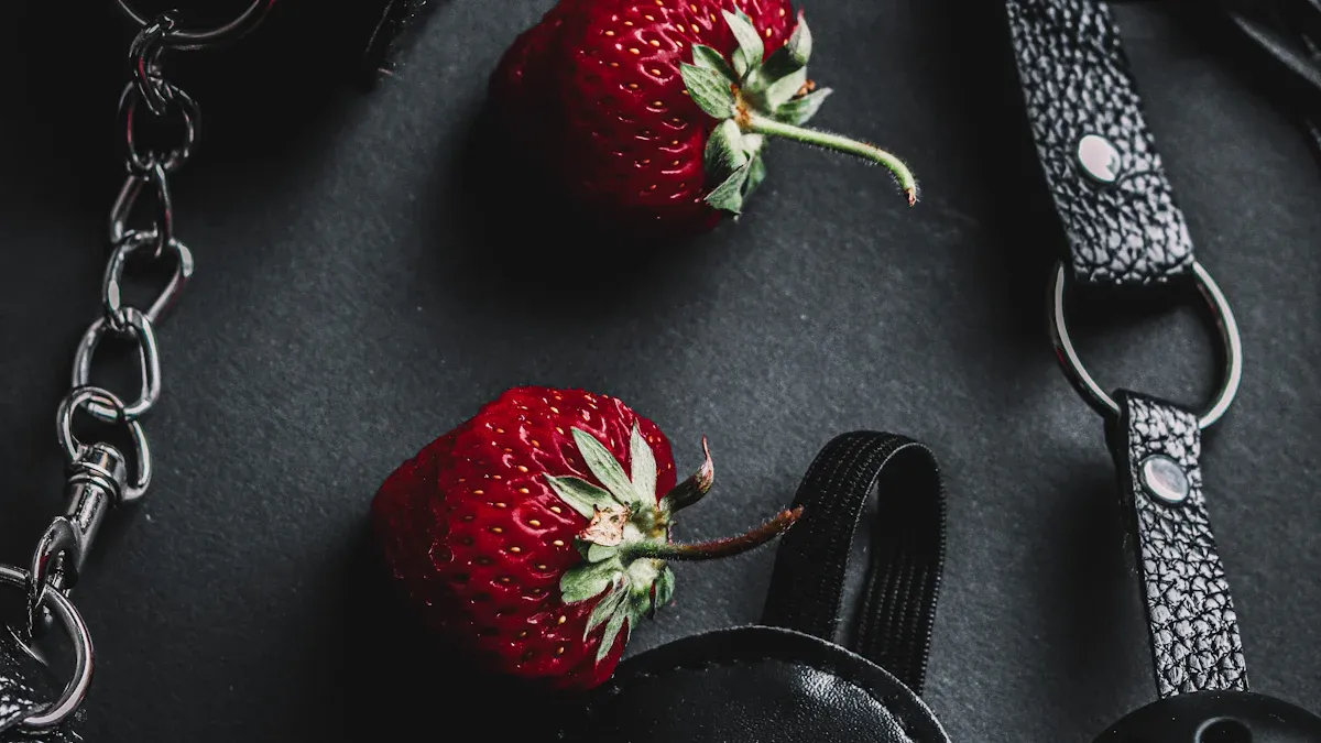 Pleasure Myths in BDSM Porn