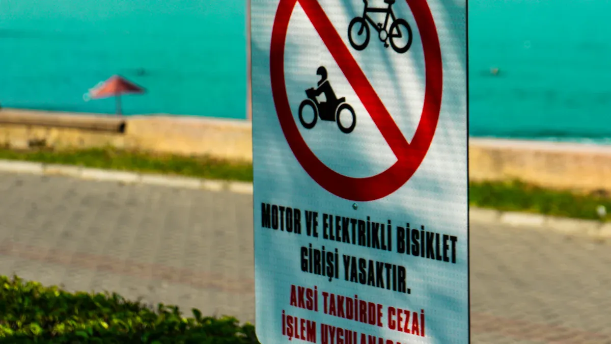 bike safety tips and common mistakes