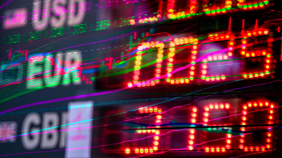 How Real-Time Exchange Rates Save You Money on Every Order