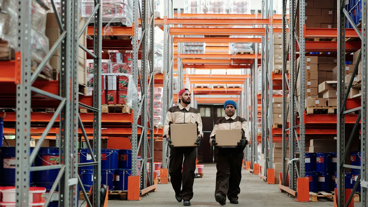Best Practices for Handling Multiple Orders in Warehouse Storage