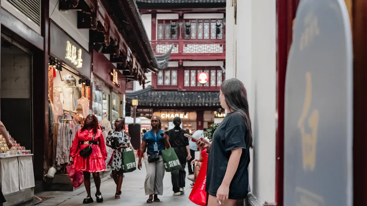 The Unofficial Guide to Seamlessly Shopping China'
                style=