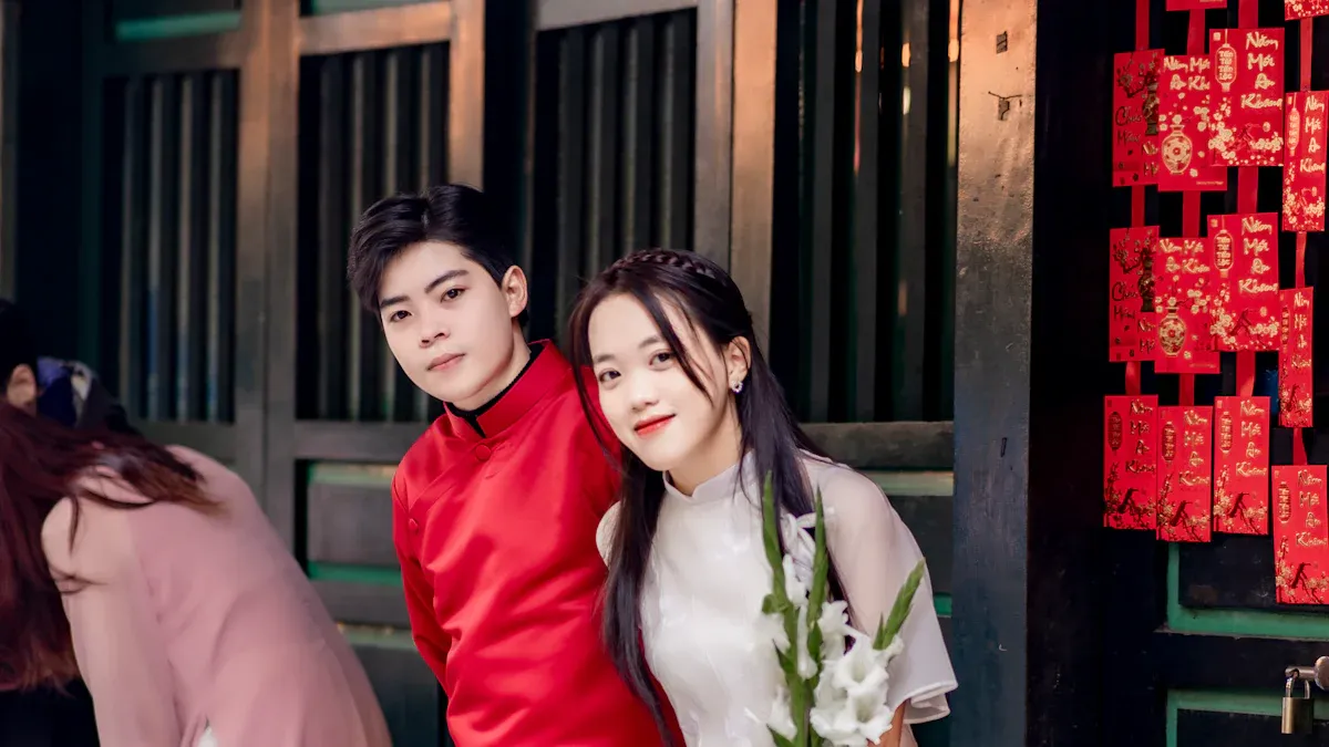 Unlocking the Secrets of Sourcing Niche Culture Fashion from China