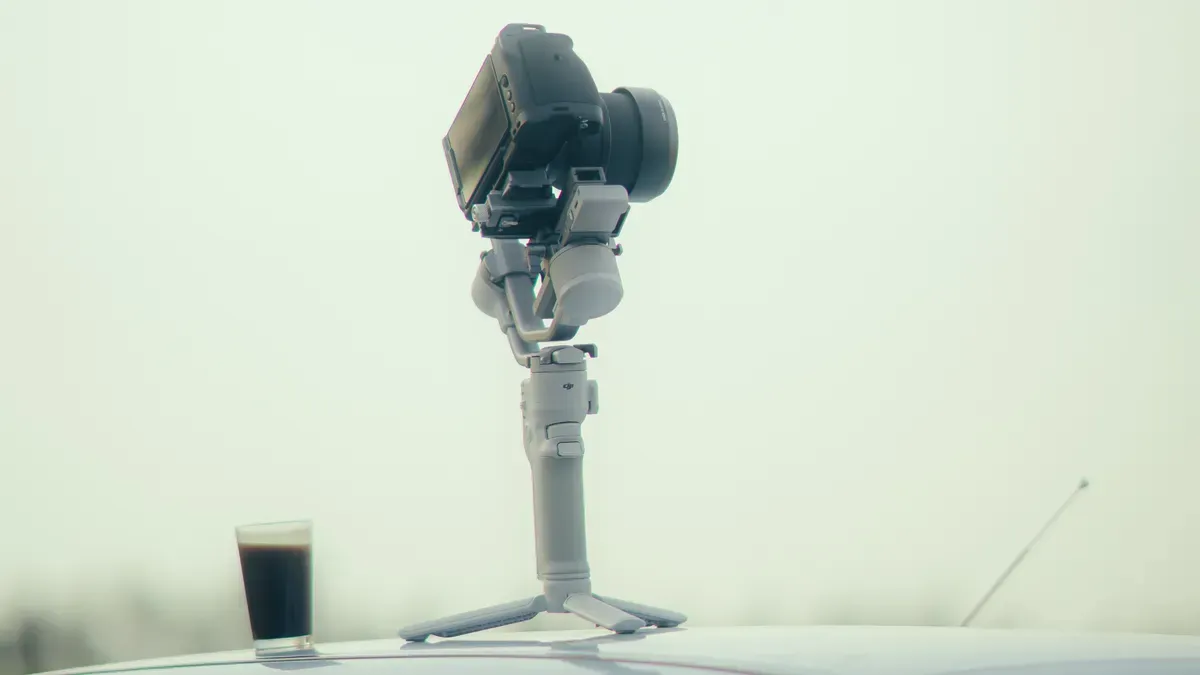 The Best Home Robot Cocktail Makers and Whether You Need One