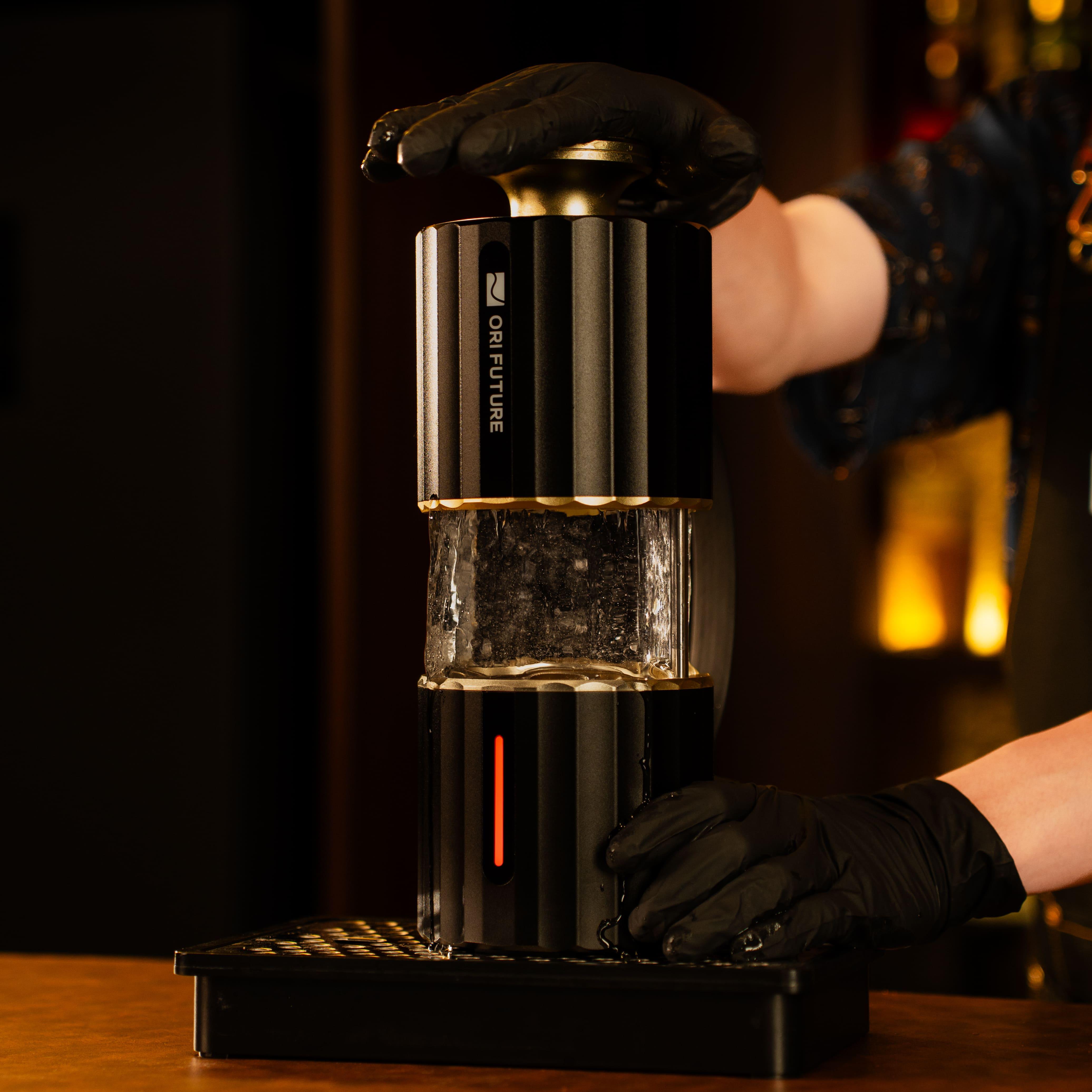 Best Gifts for Bourbon Lovers: Glassware & Accessories