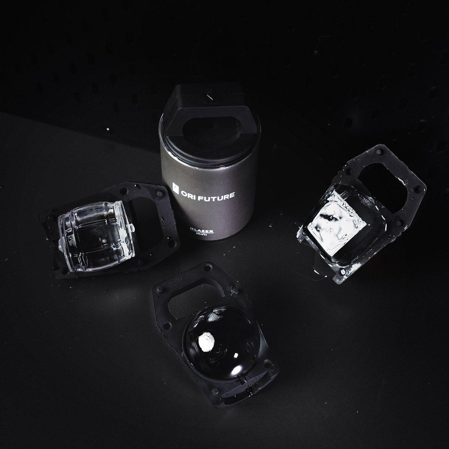 GLAZER mini vs. Ordinary Ice Molds
