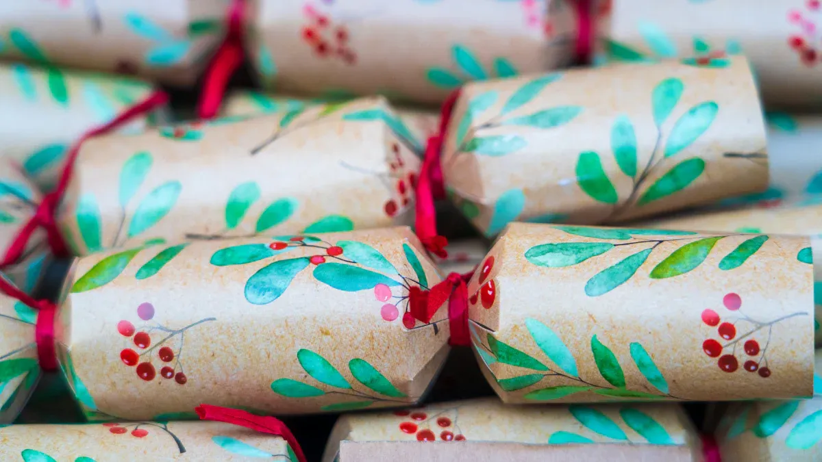 What Are Gin and Tonic Christmas Crackers?