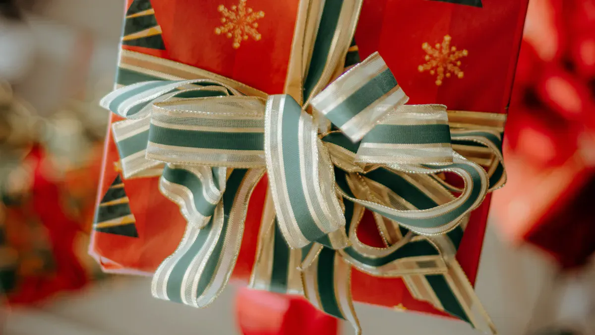 10 Unique Party Gift Ideas Everyone Will Love