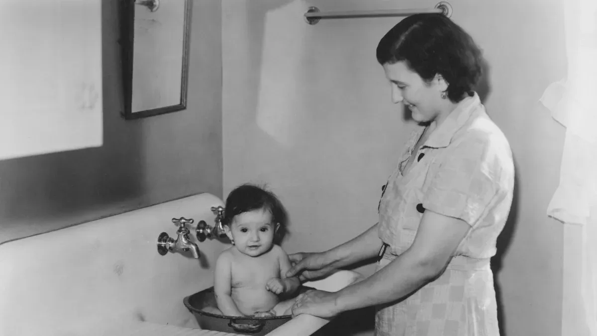 How to Wash Baby Bedding Properly