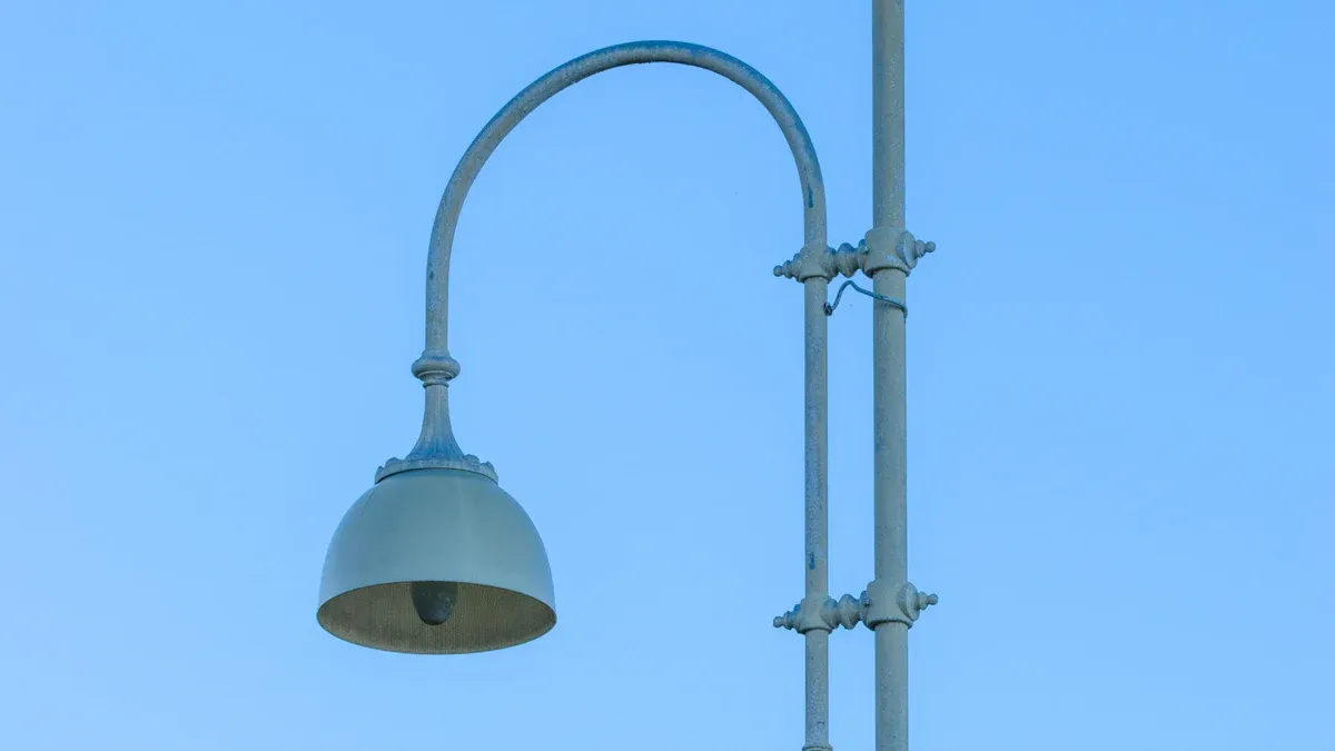 Common Misunderstandings in OEM Light Pole Customization