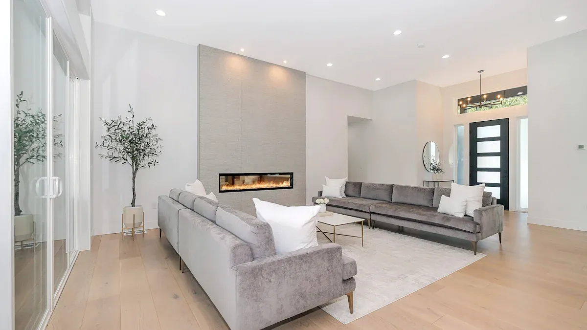 Living Room Perfect LED Lamp Choices