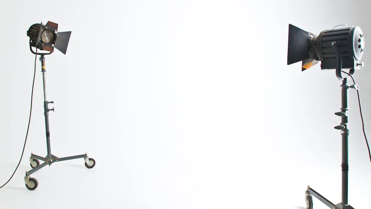 Flood Lamp LED Options: Choosing the Right Brightness and Beam Angle for Your Needs