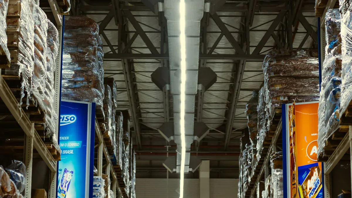 UFO vs Linear LED High Bay Lamps for Industrial Spaces