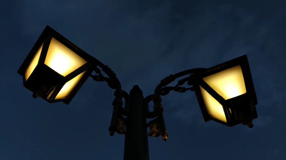 Street Pole Light Configurations