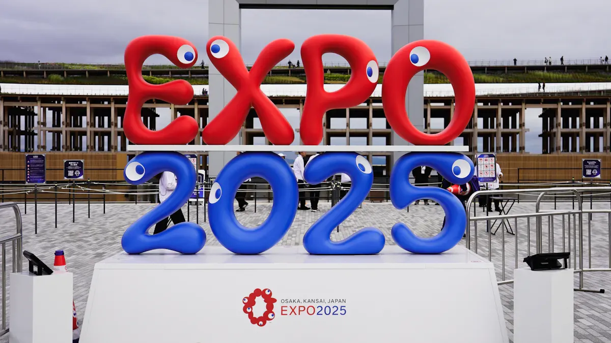 Top Digital Signage Events to Attend in 2026