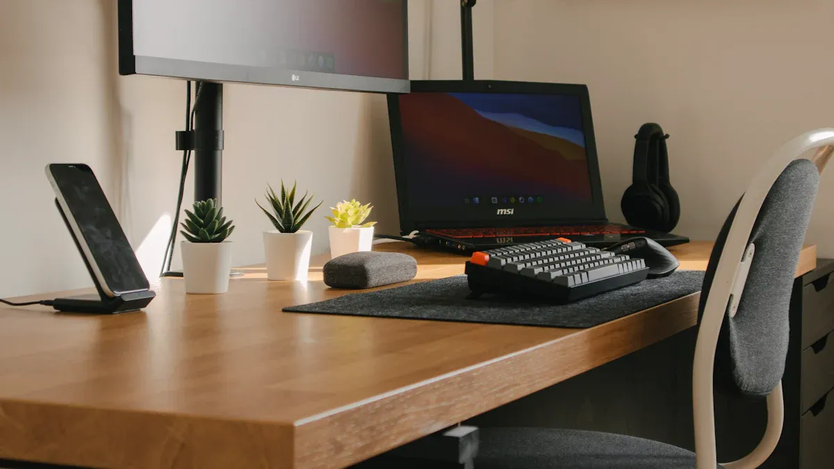 5 smart ways to keep your LCD for computer monitor spotless