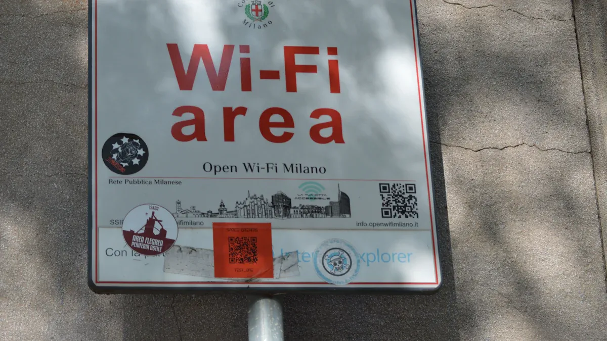 Top wireless digital signage options for user-friendly experiences