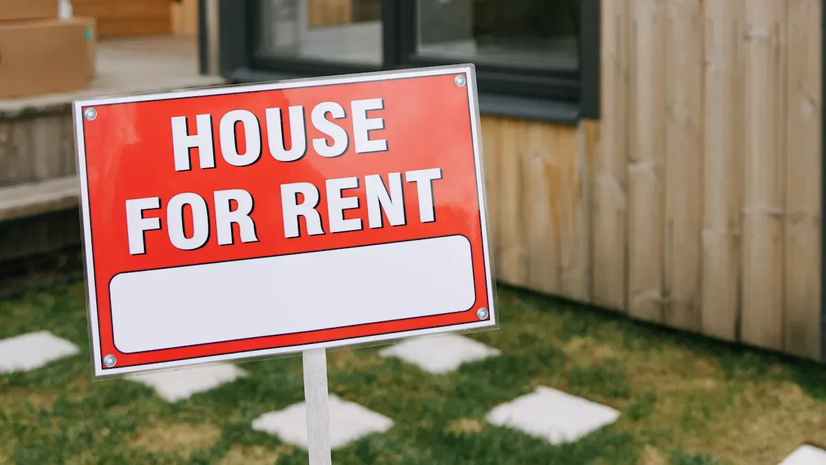 Digital Signage Rental: Pros and Cons