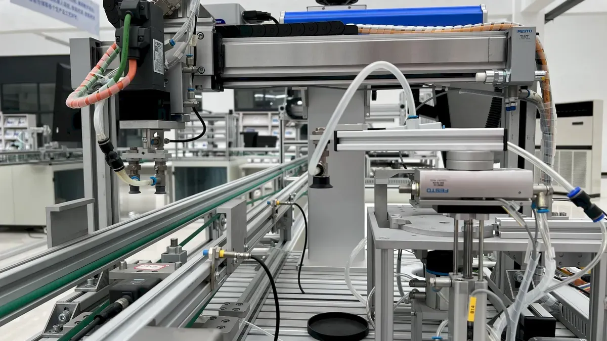 Mechanical Structure of a Slitter Rewinder