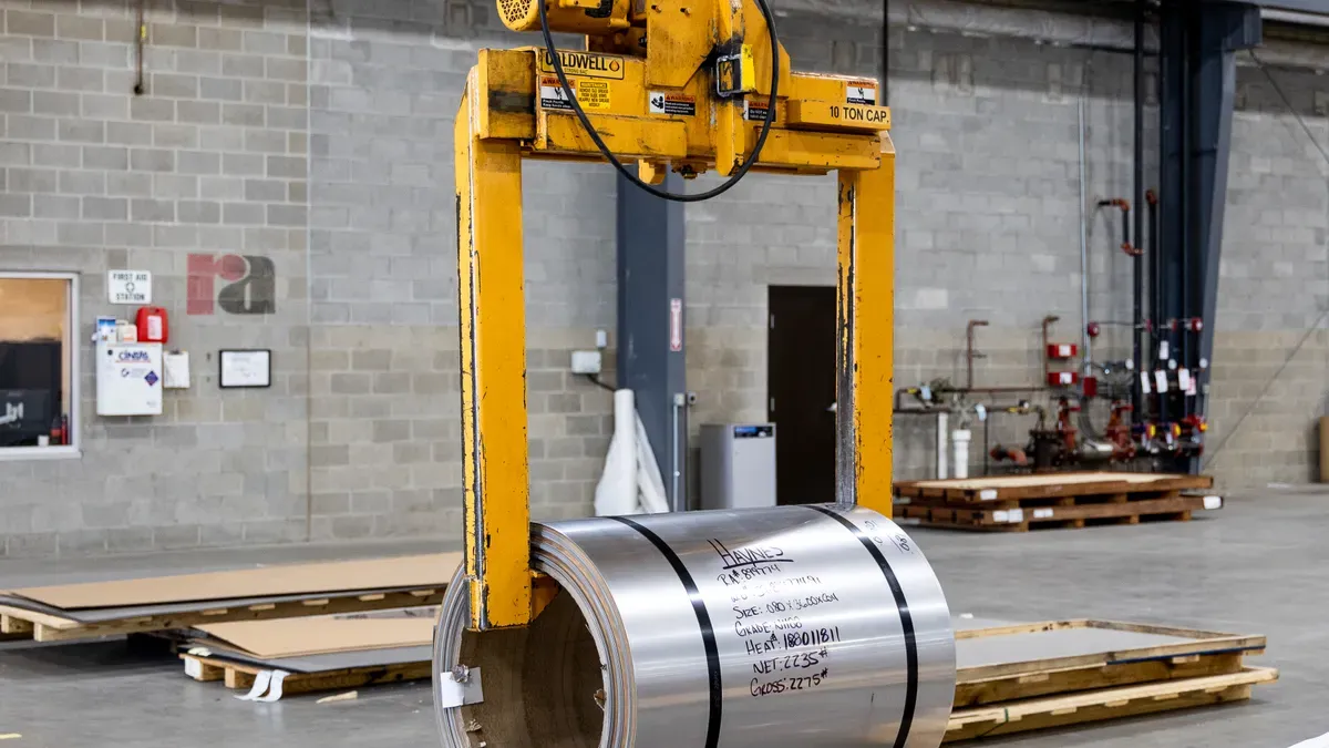 What is Precision Slitting and How Does a Metal Slitting Machine Work?