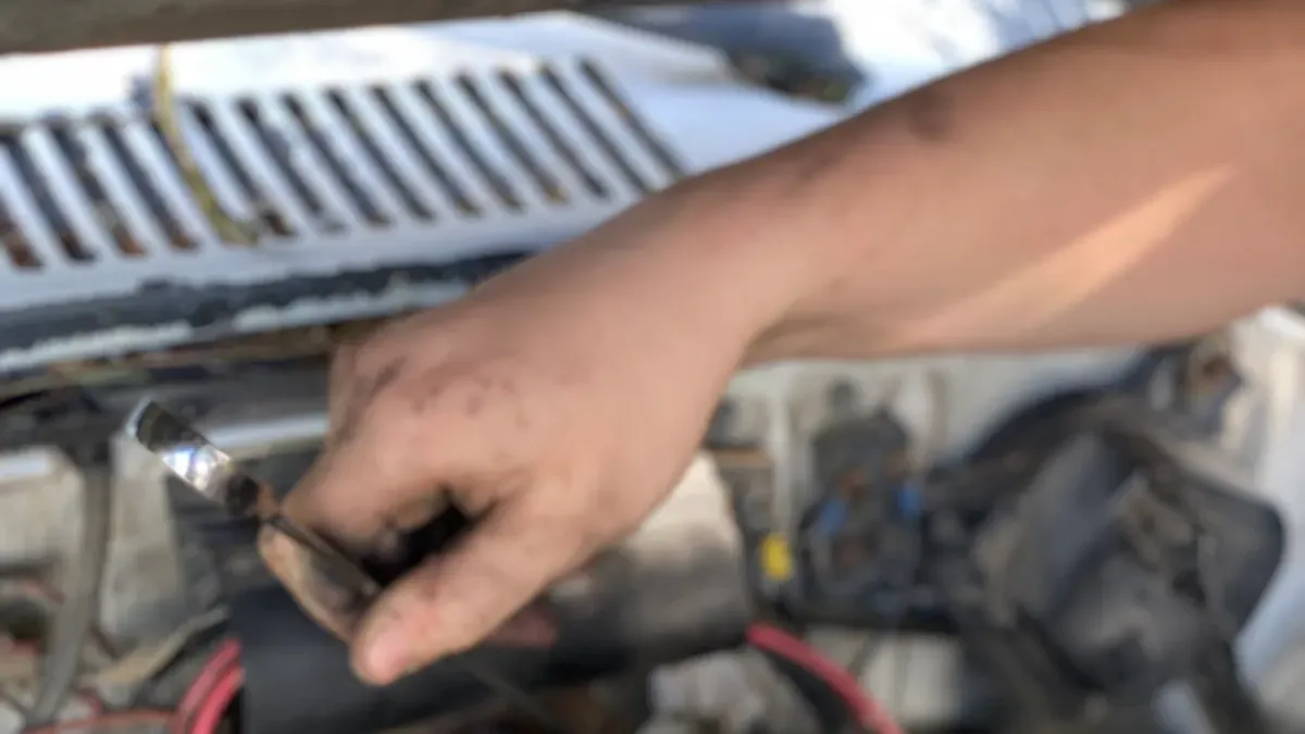 How the Brake Master Cylinder Works