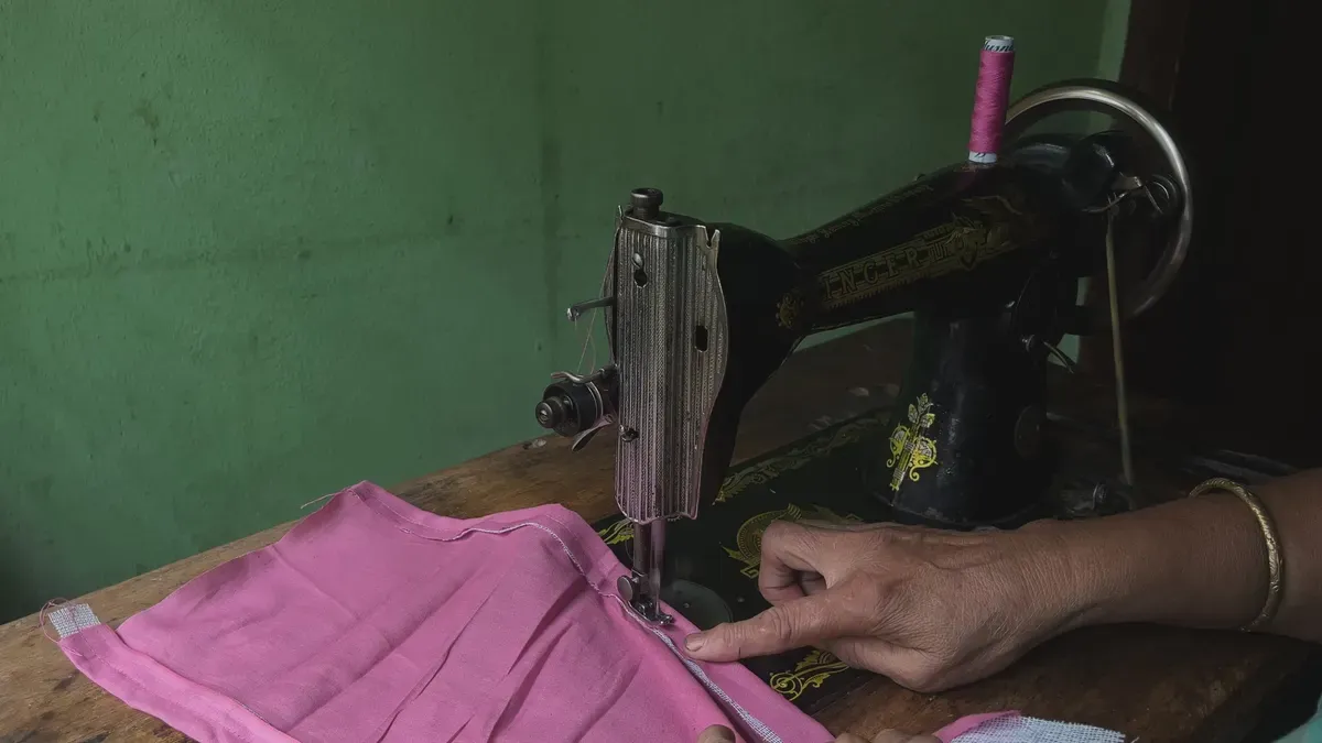 Cutting and Shaping with the Non Woven Bag Making Machine