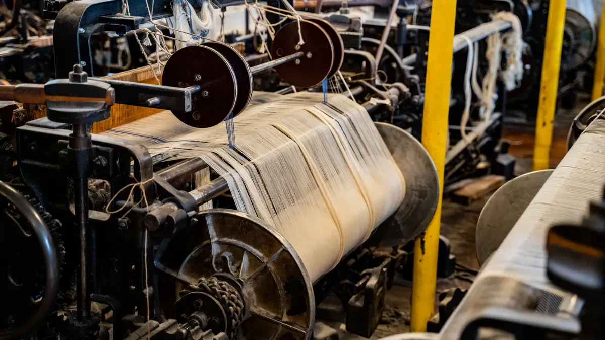 What Is a Servo Rewinding Machine?