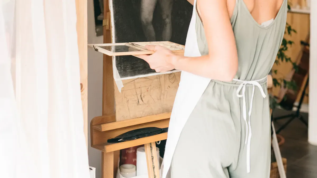 Applying Chalk Paint Base Coat