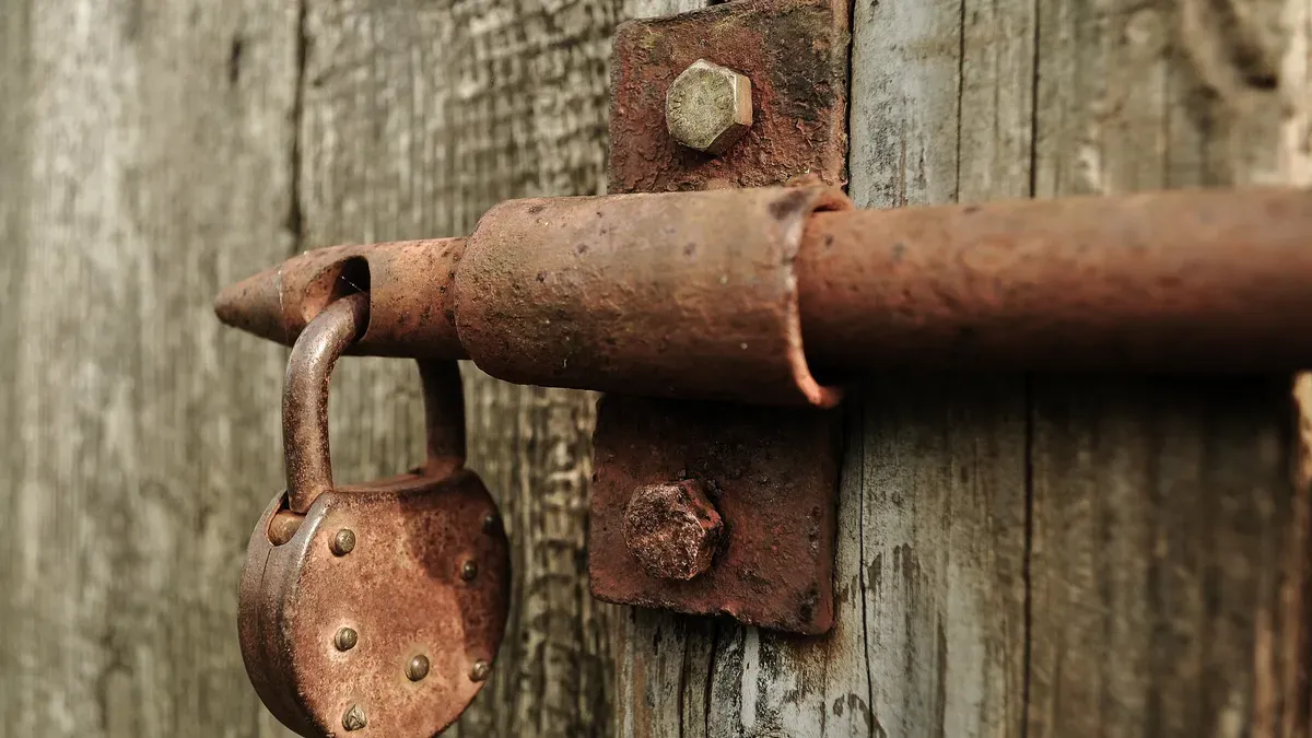 Corrosion Risks in Energy Storage