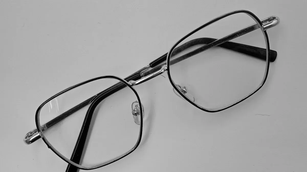 Metal vs Plastic vs Titanium Eyeglass Frames Compared