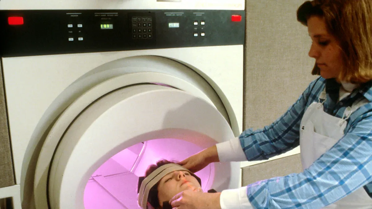 Understanding the Differences Between X-rays, CT Scans, and MRIs in Cancer Diagnosis