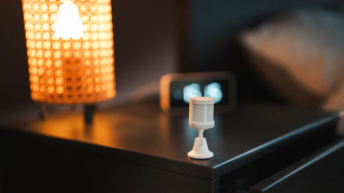 Comparison Table of the Top Smart Lamps