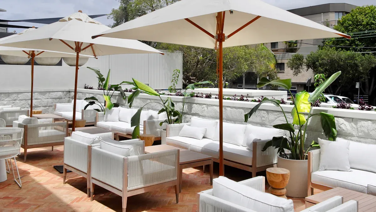 Styles and Types of Patio Umbrellas