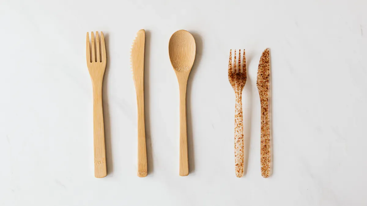 Eco-Friendly Tableware Comparison