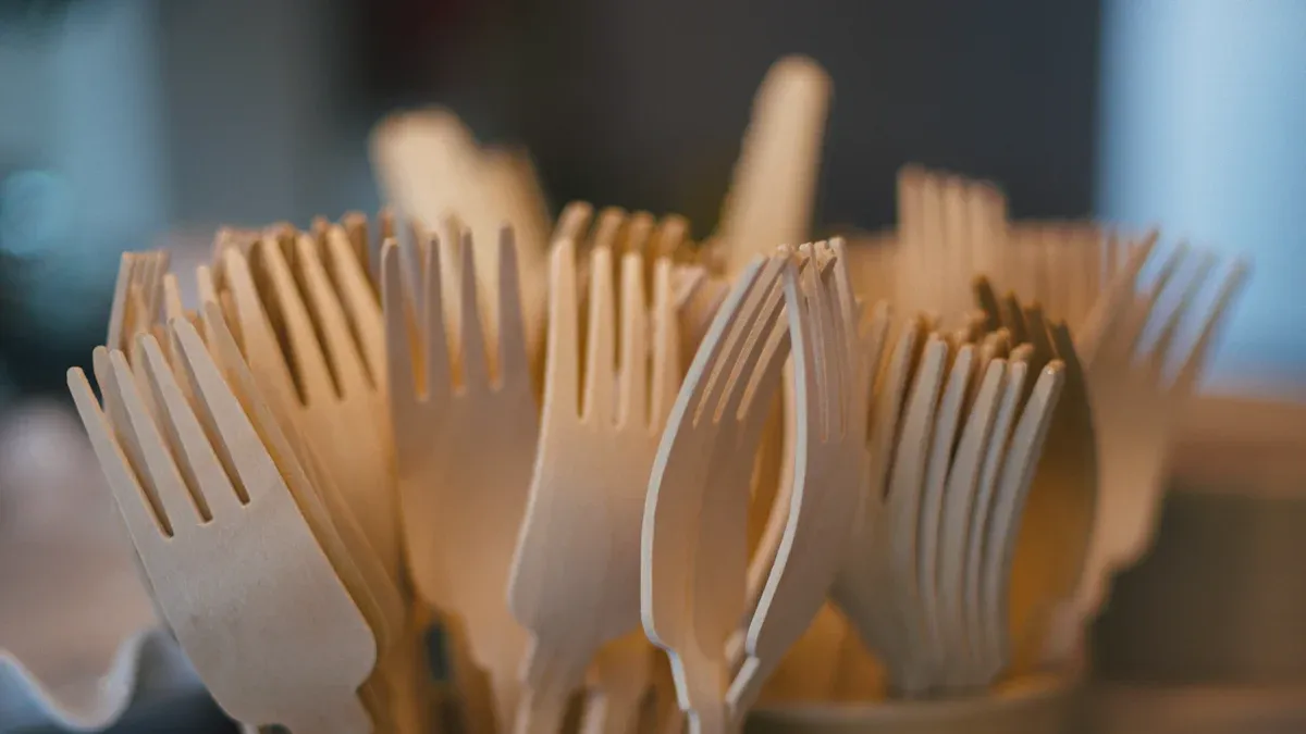 Sustainability of Compostable Tableware