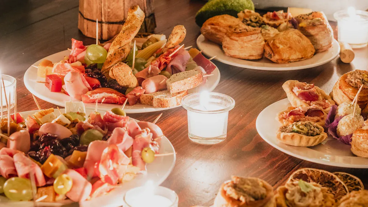 Matching Plate Size to Food and Event