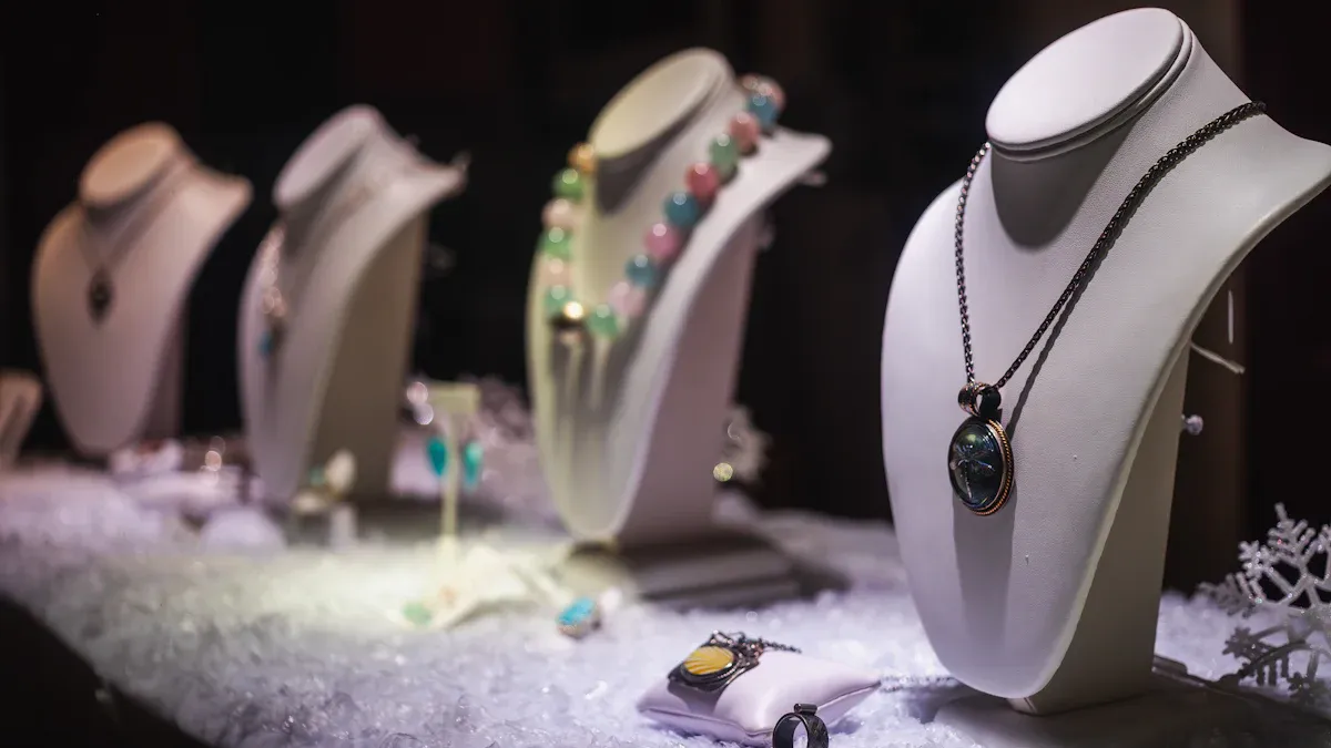 How to design a jewelry store