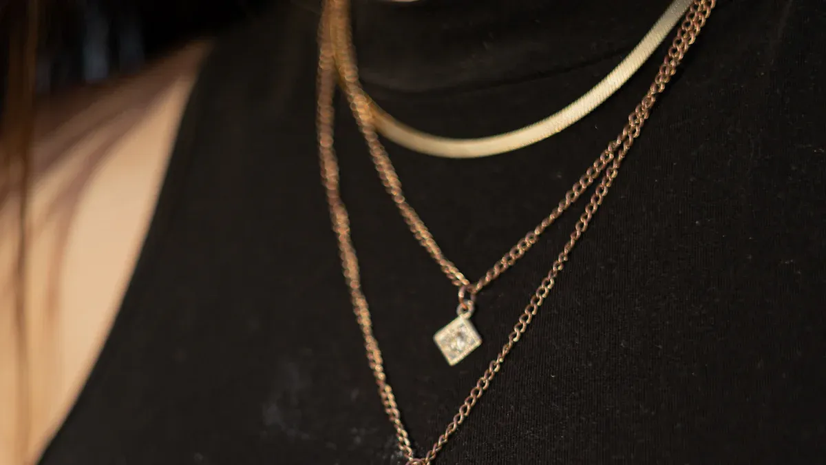 How to Style Minimalist Jewelry