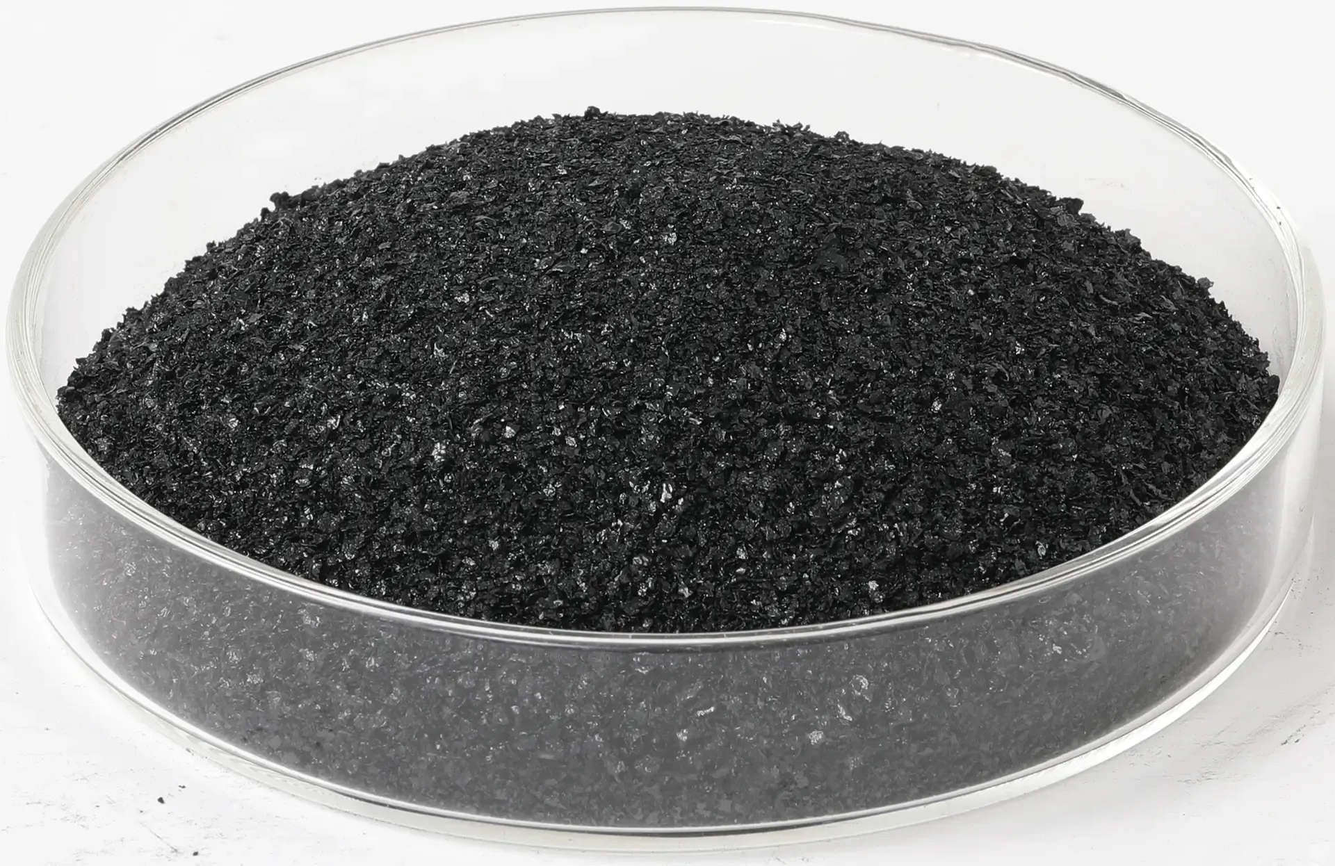 Key Differences Between Flake, Granular, and Powder Sodium Humate