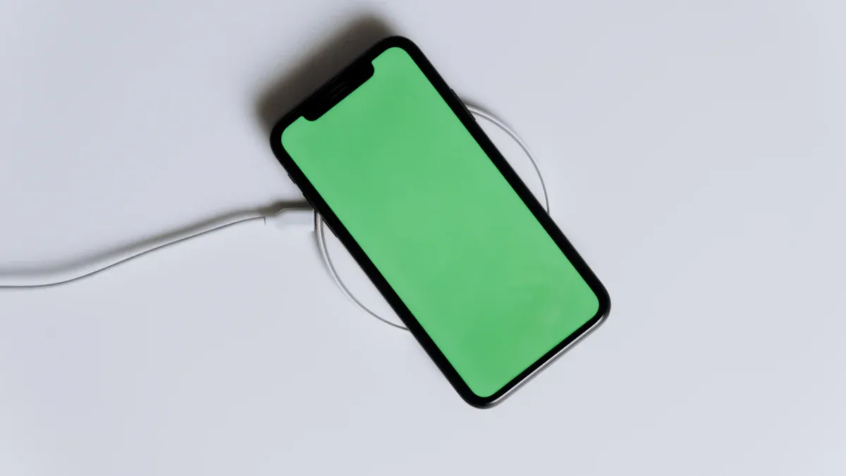 Wireless vs Wired Charging