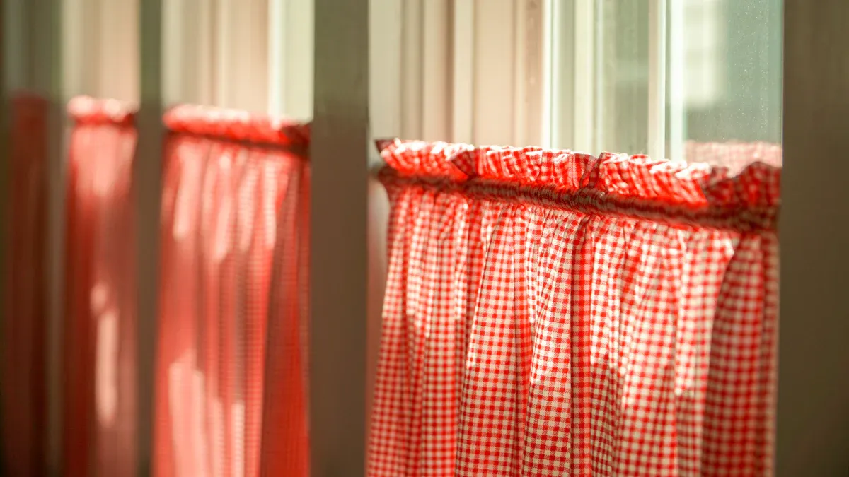 Stylish Kitchen Curtains Ideas