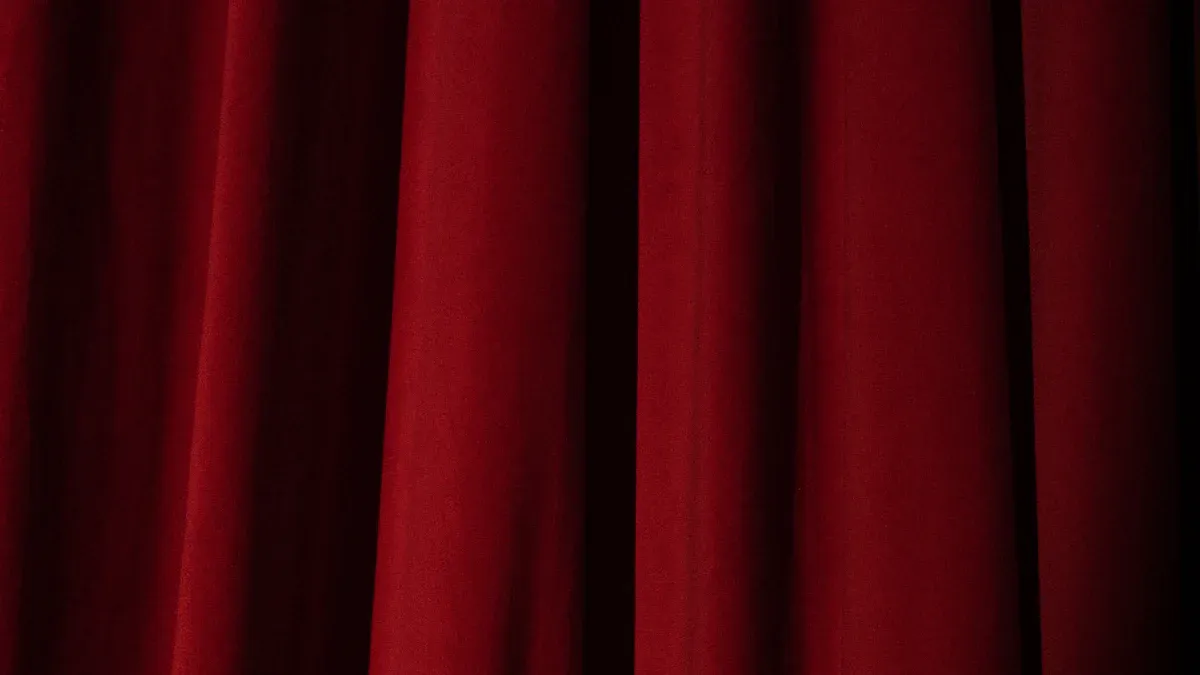 Benefits of Lightweight Custom Curtains