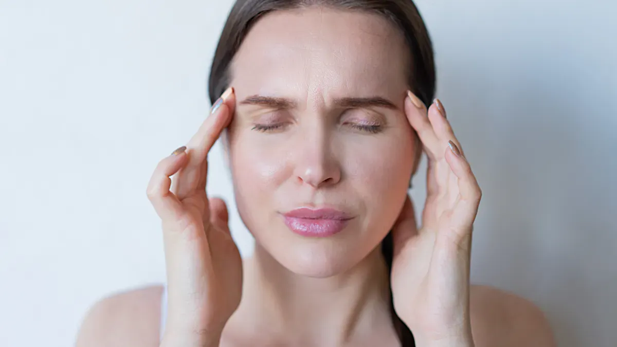Piercing daith et soulagement de la migraine : ce que dit la science