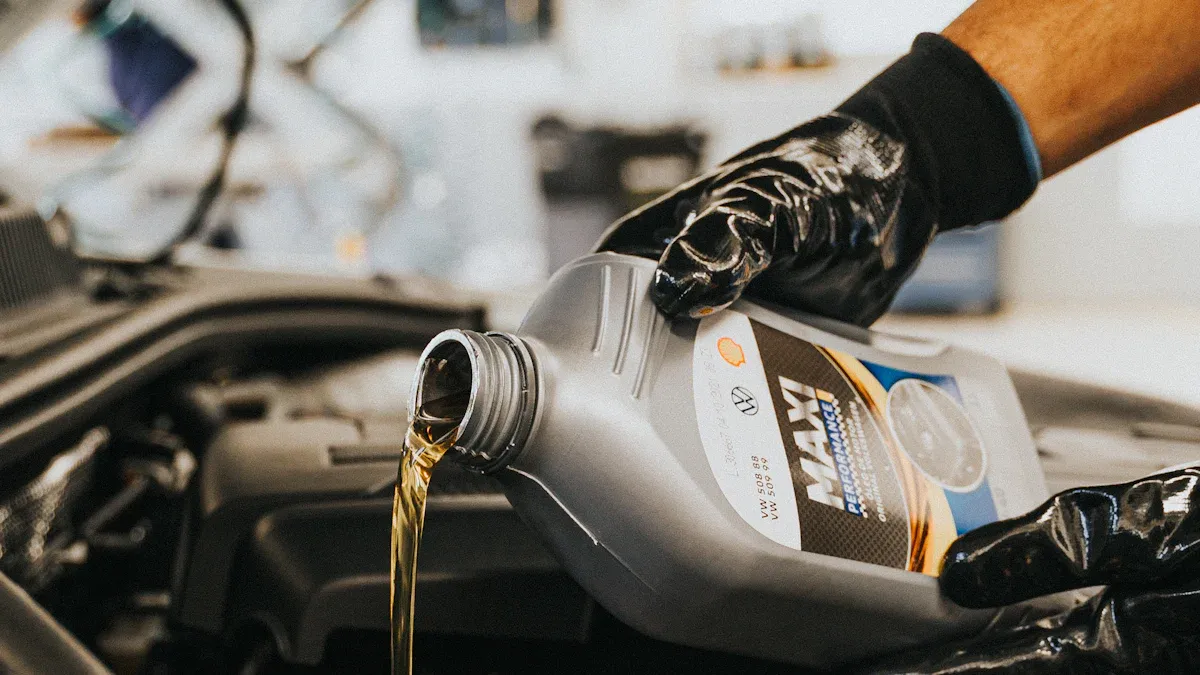 Engine / Motor Oil Filling Machine: The Selection Guide