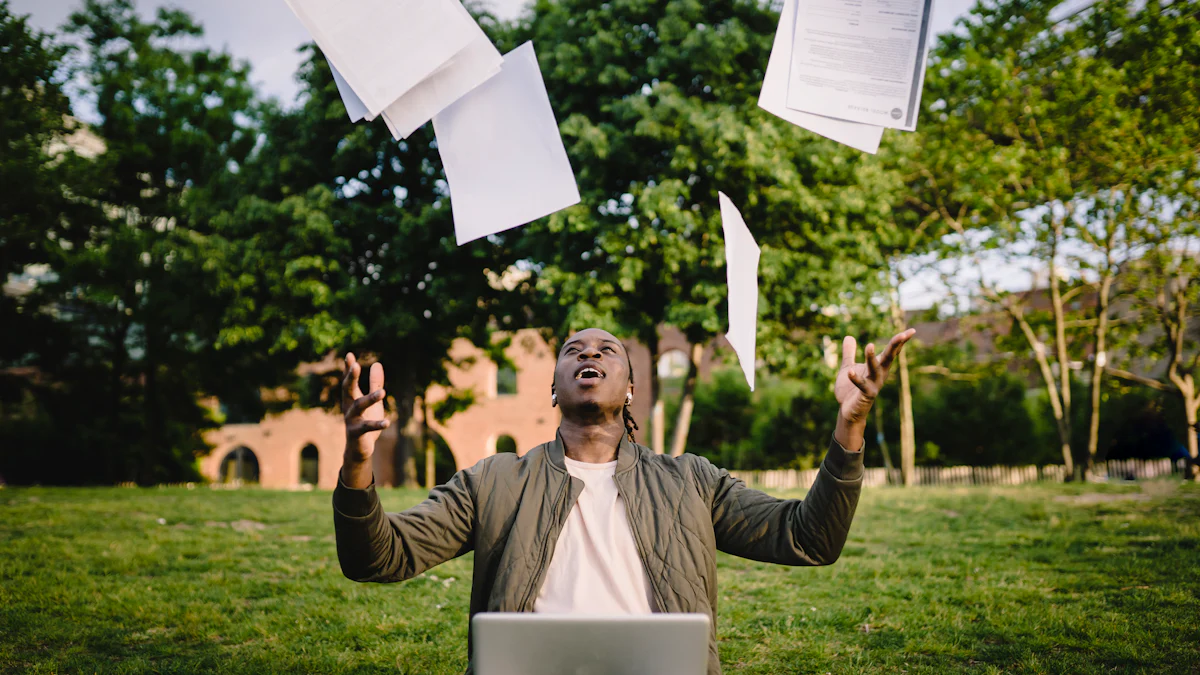 How to Structure a Resume for Recent Graduates in 2025