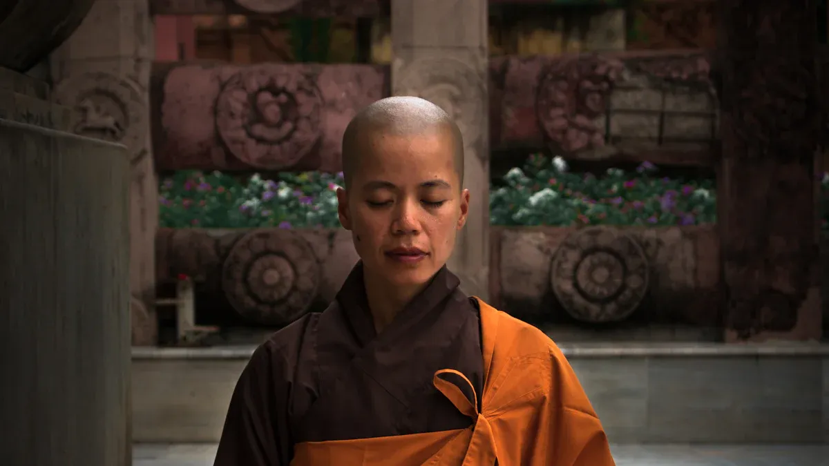 Taoism and Mindfulness: The Integration of Buddhist and Taoist Meditation Practices