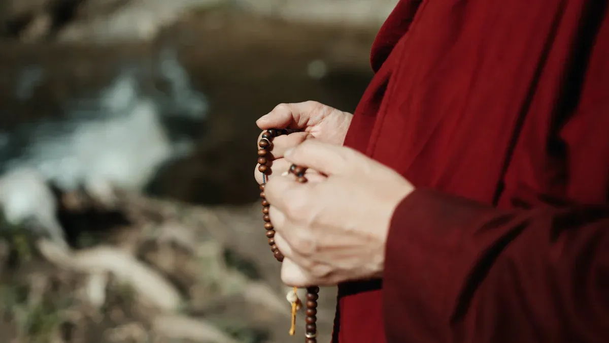 Using Taoist Prayer Beads in Meditation
