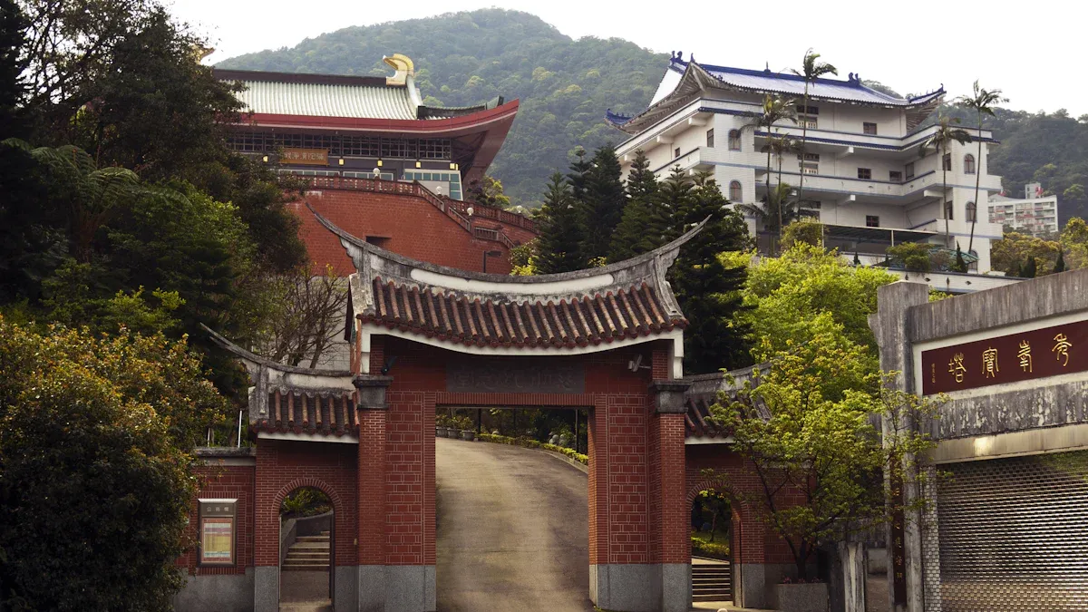 What Is the Real Path to Taoism for People Living in Cities